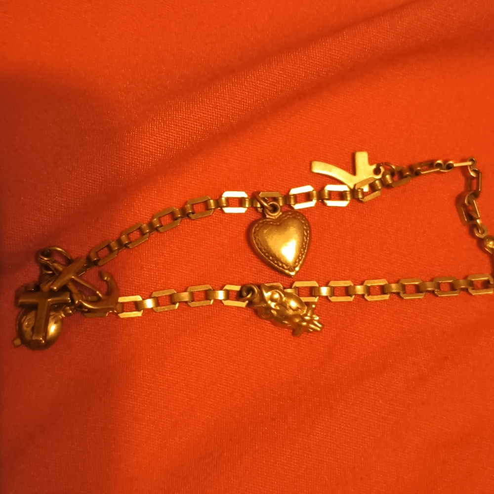 Anklet